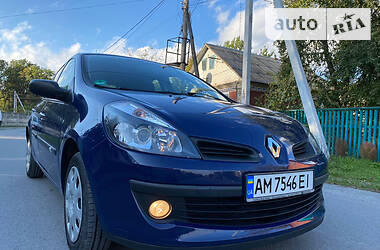 Хэтчбек Renault Clio 2008 в Звягеле