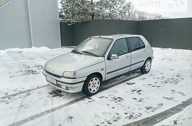 Хэтчбек Renault Clio 1995 в Черновцах