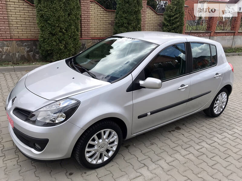 Хэтчбек Renault Clio 2007 в Хмельницком