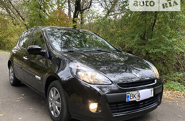 Хэтчбек Renault Clio 2012 в Ровно