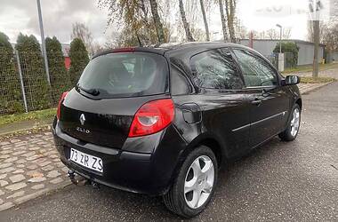 Хэтчбек Renault Clio 2008 в Вижнице