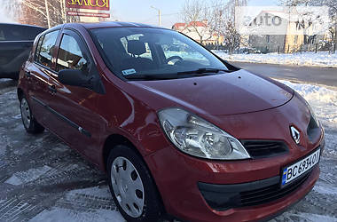 Хэтчбек Renault Clio 2006 в Бориславе