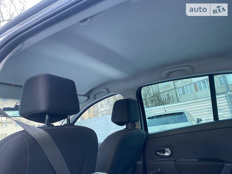 Хэтчбек Renault Clio 2010 в Ровно фото 9 Хэтчбек Renault Clio 2010 в Ровно