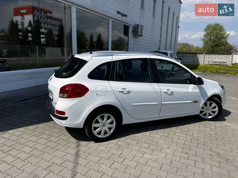 Универсал Renault Clio 2012 в Дрогобыче