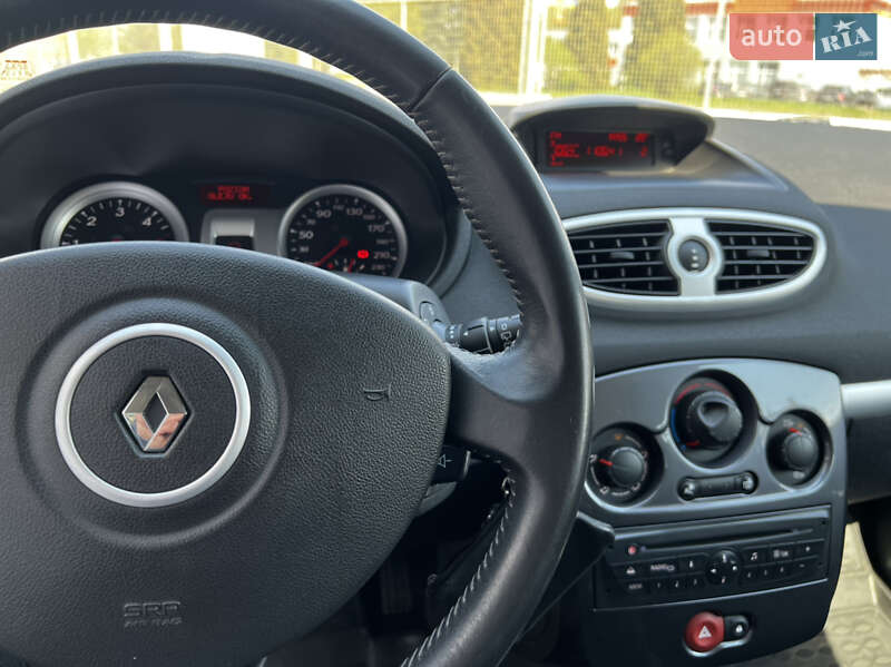 Универсал Renault Clio 2012 в Дрогобыче
