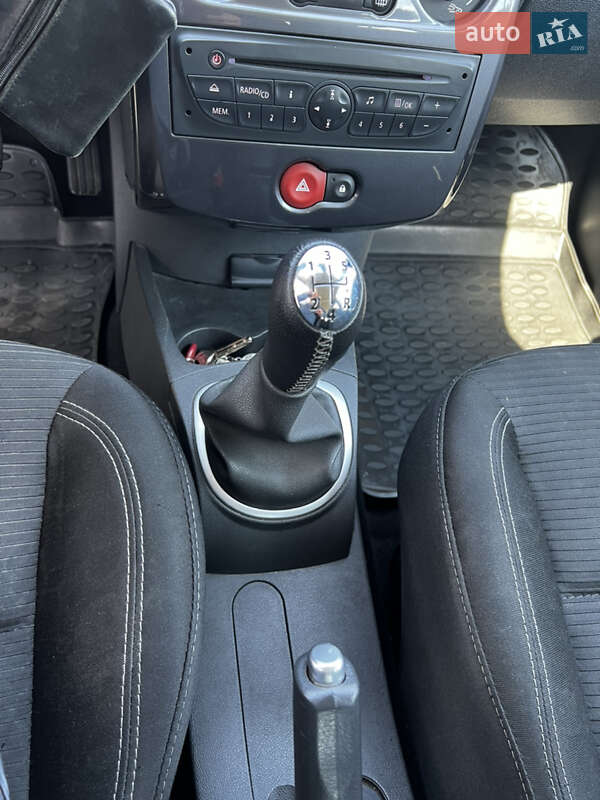 Универсал Renault Clio 2012 в Дрогобыче фото 12 Универсал Renault Clio 2012 в Дрогобыче