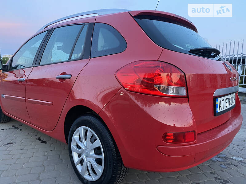 Универсал Renault Clio 2010 в Ивано-Франковске