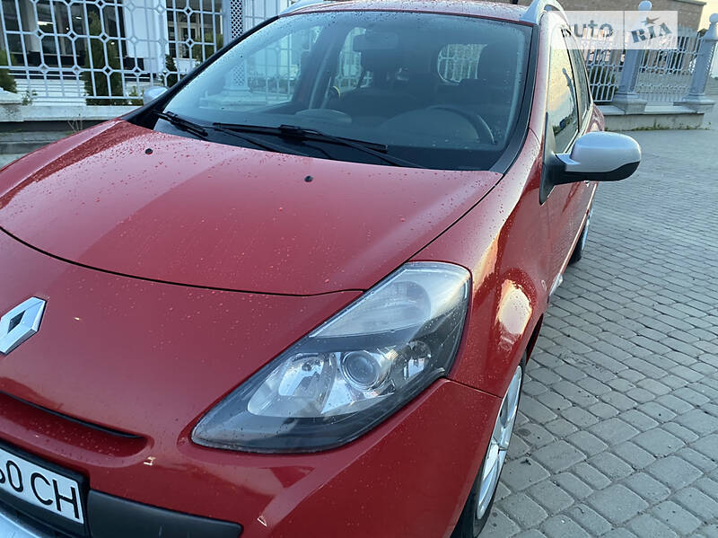 Универсал Renault Clio 2010 в Ивано-Франковске