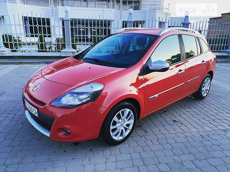 Универсал Renault Clio 2010 в Ивано-Франковске