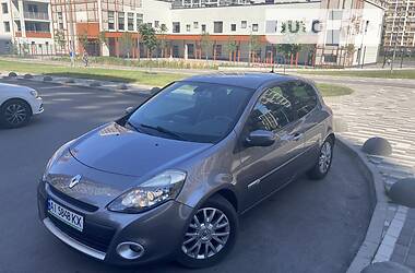 Хэтчбек Renault Clio 2009 в Киеве