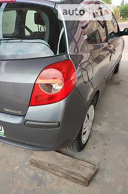 Хетчбек Renault Clio 2006 в Нетішині