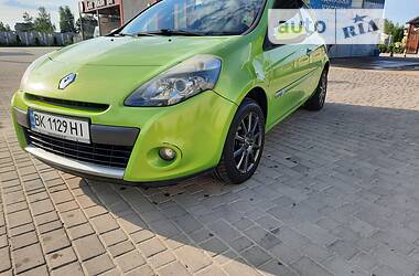 Хэтчбек Renault Clio 2009 в Олевске