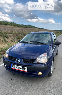 Хэтчбек Renault Clio 2002 в 