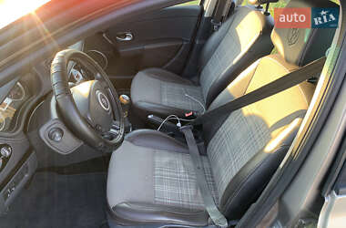 Универсал Renault Clio 2011 в 