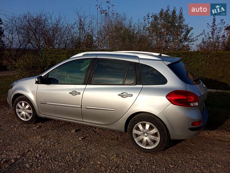 Универсал Renault Clio 2011 в Снятине