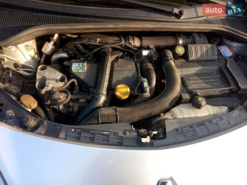 Универсал Renault Clio 2011 в Снятине