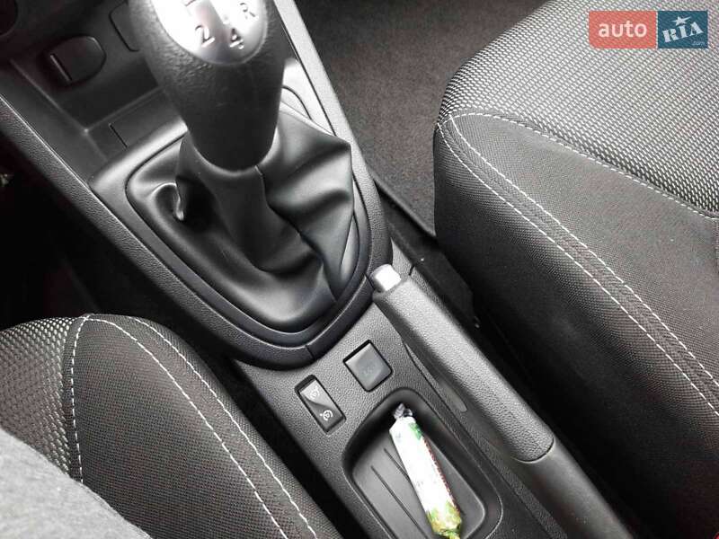 Универсал Renault Clio 2016 в Згуровке