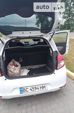 Хэтчбек Renault Clio 2011 в Львове
