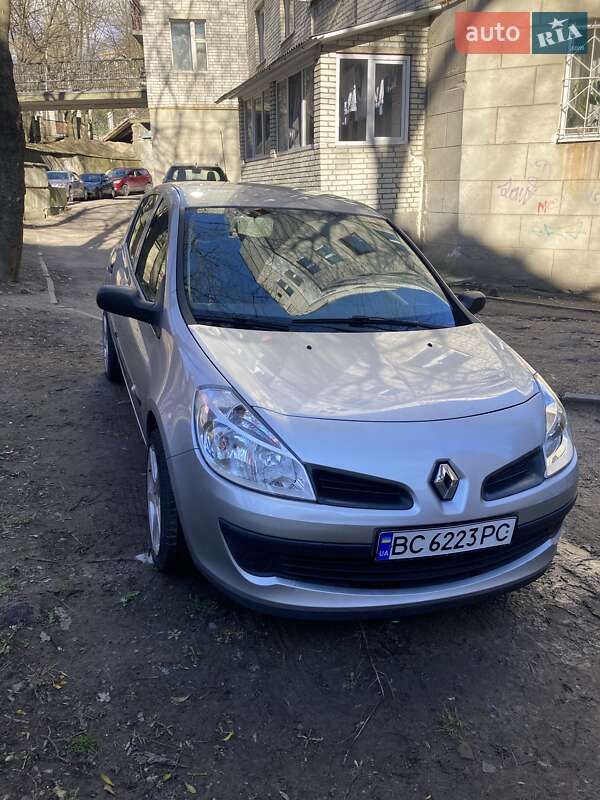 Хэтчбек Renault Clio 2007 в Львове фото 7 Хэтчбек Renault Clio 2007 в Львове
