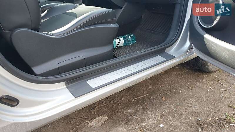 Хетчбек Renault Clio 2011 в Тернополі