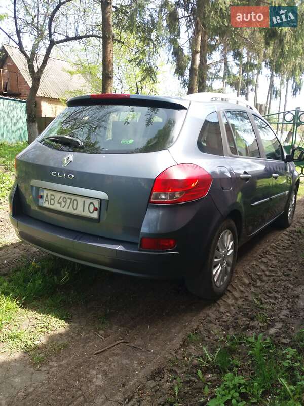 Універсал Renault Clio 2010 в Хмільнику