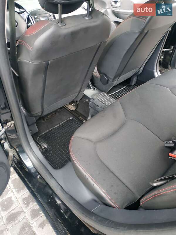 Универсал Renault Clio 2015 в Днепре