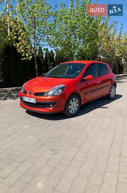 Хэтчбек Renault Clio 2009 в Львове