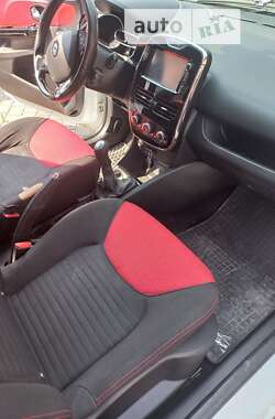 Хэтчбек Renault Clio 2014 в 