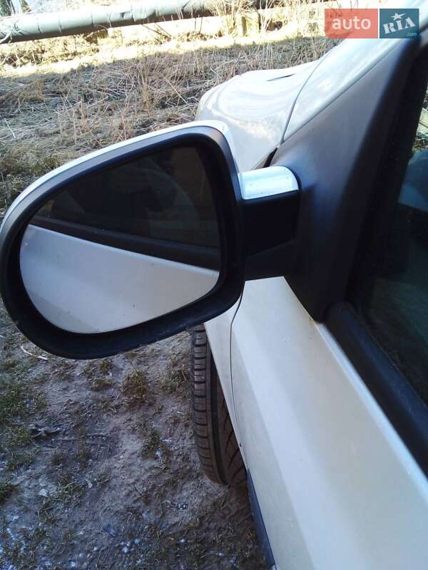 Хэтчбек Renault Clio 2011 в Тернополе