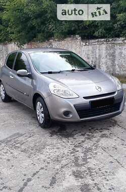 Renault Clio 2011