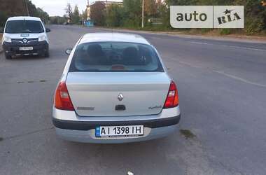 Хэтчбек Renault Clio 2003 в Ракитном