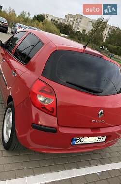 Хэтчбек Renault Clio 2008 в Дрогобыче