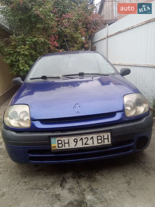 Хэтчбек Renault Clio 1999 в Одессе