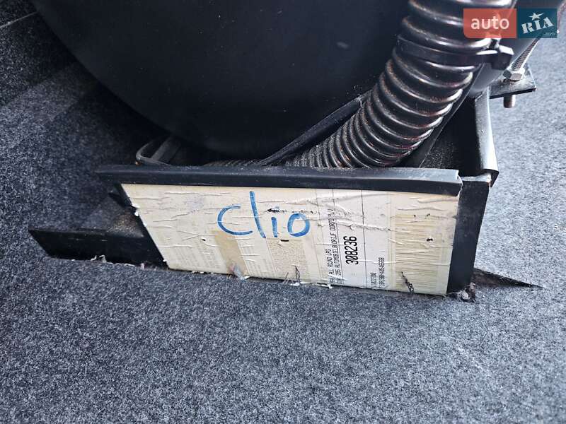 Хэтчбек Renault Clio 2008 в Луцке