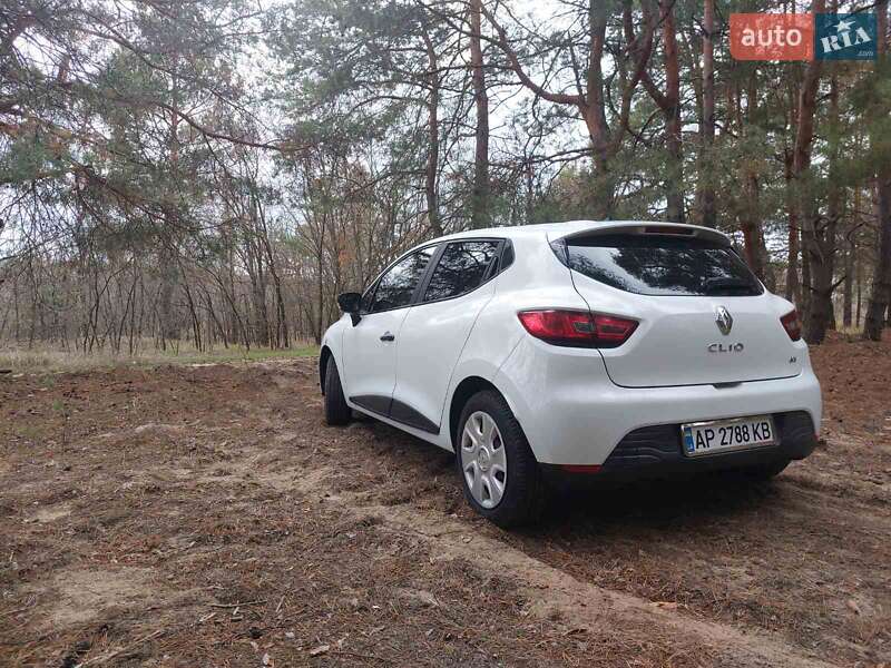 Хэтчбек Renault Clio 2014 в Врадиевке