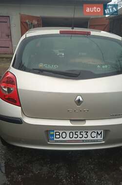 Хетчбек Renault Clio 2006 в Чорткові