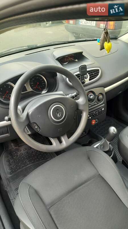Универсал Renault Clio 2009 в Луцке