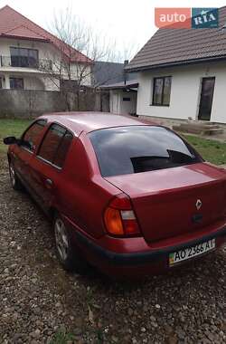 Хэтчбек Renault Clio 2002 в Хусте