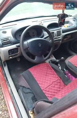 Хэтчбек Renault Clio 2002 в Хусте