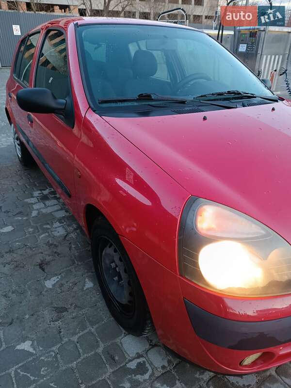Хетчбек Renault Clio 2002 в Львові
