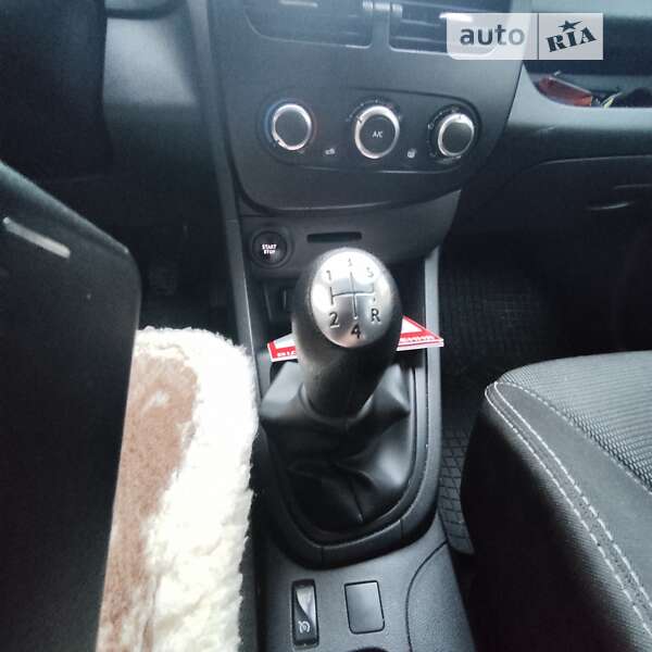 Хетчбек Renault Clio 2016 в Чорткові фото 31 Хетчбек Renault Clio 2016 в Чорткові