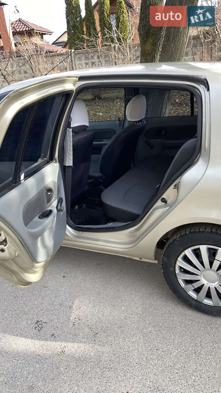 Седан Renault Clio 2007 в Виннице