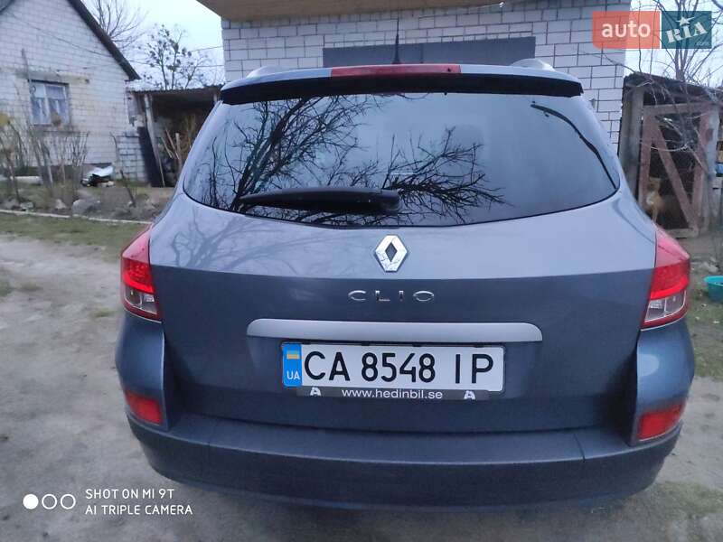 Универсал Renault Clio 2010 в Каневе