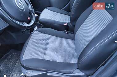 Универсал Renault Clio 2010 в 
