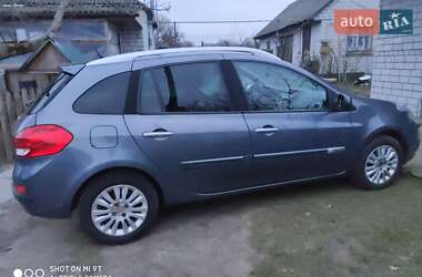 Универсал Renault Clio 2010 в 
