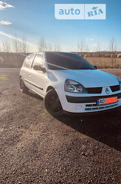 Хетчбек Renault Clio 2003 в Мукачевому