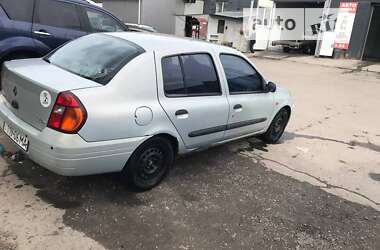 Хэтчбек Renault Clio 2001 в 