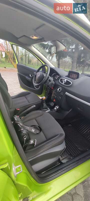 Универсал Renault Clio 2009 в Дубно