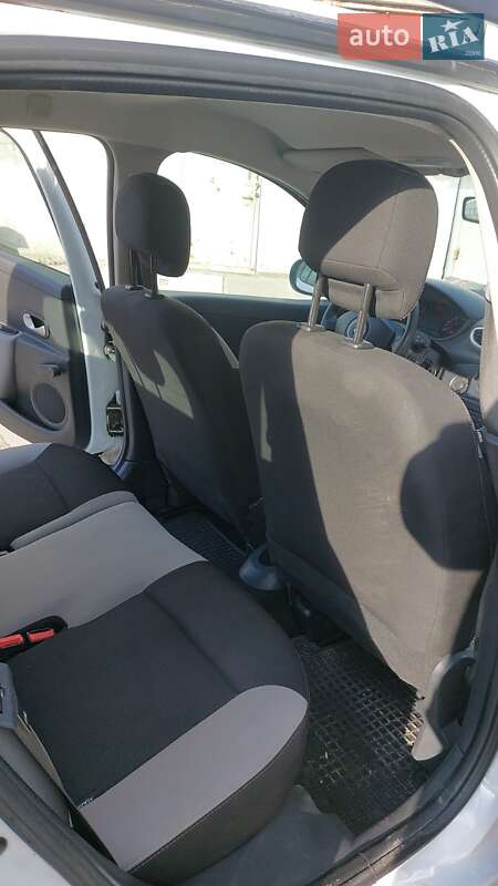 Универсал Renault Clio 2012 в Киеве
