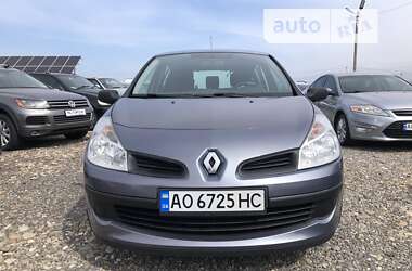 Хэтчбек Renault Clio 2008 в Виноградове